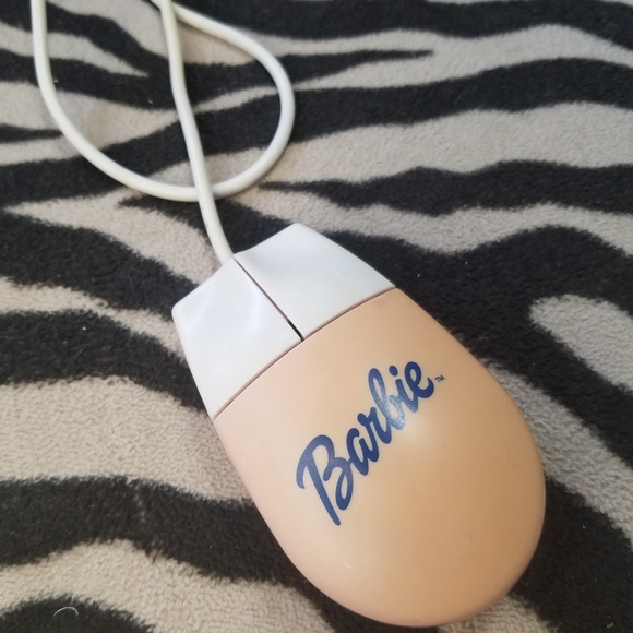 Y2K Barbie Mouse - Picture 5 of 5
